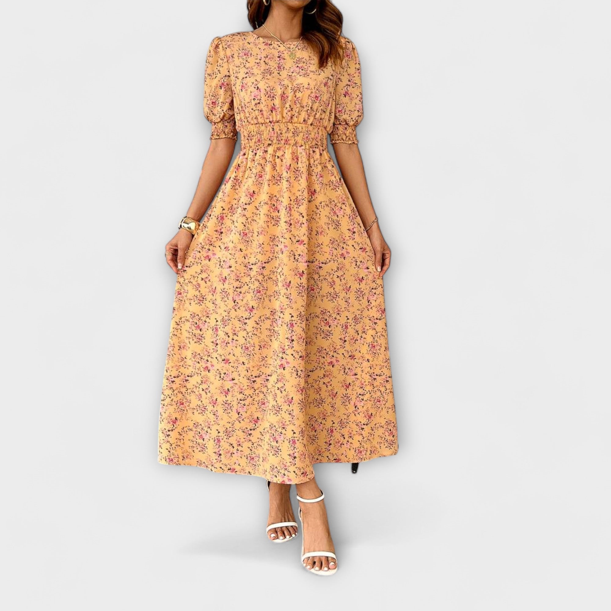 Vestido com decote redondo e estampa floral