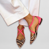 Véronique | Sapatos zebra com correias rosas
