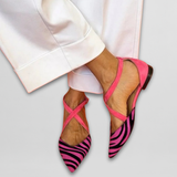 Véronique | Sapatos zebra com correias rosas