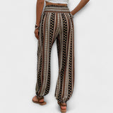 Calça com gráfico étnico