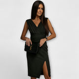 Desi - Vestido V com Fenda
