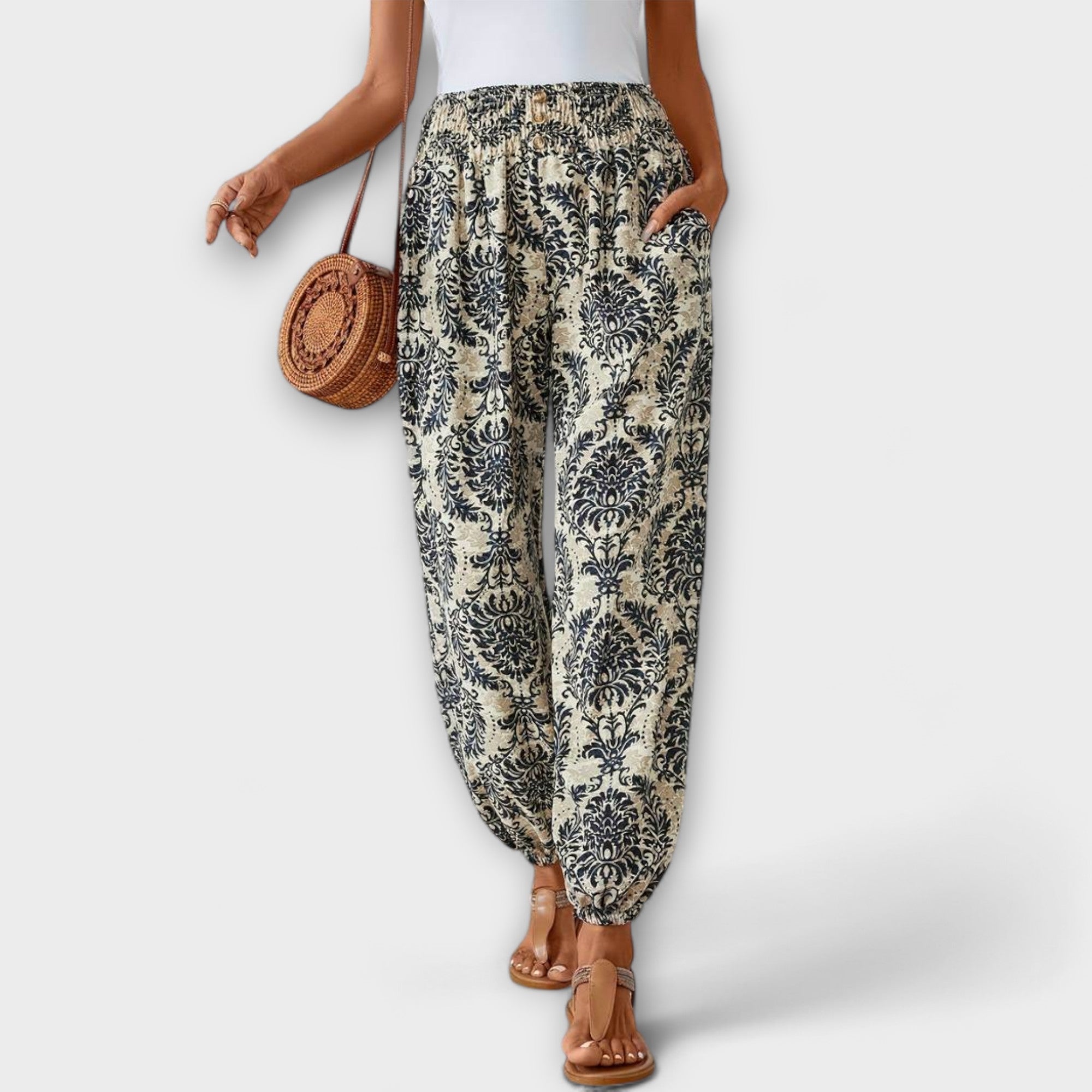 Calça com gráfico étnico