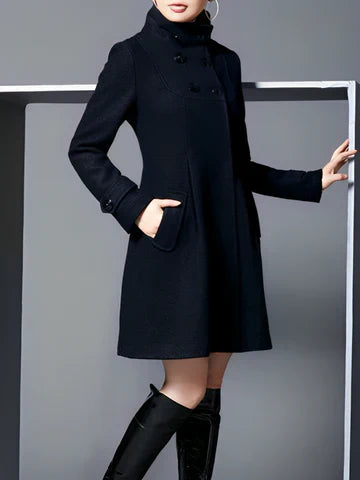 Casaco Amelia – Elegância Invernosa com Toque Moderno