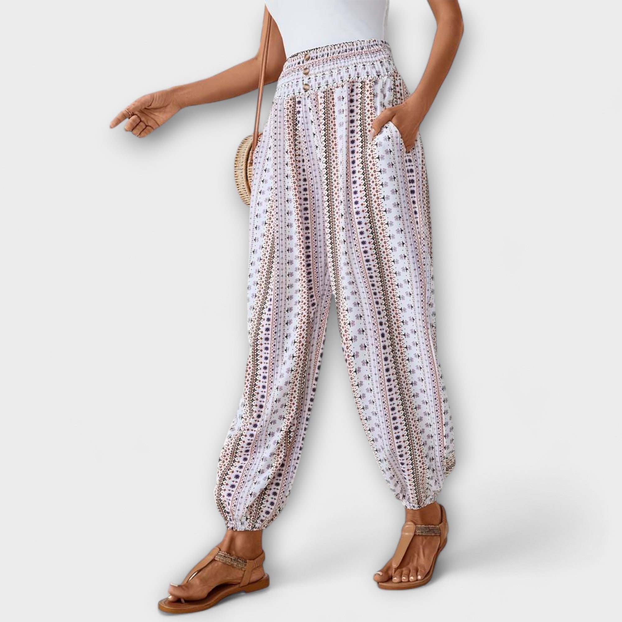 Calça com gráfico étnico