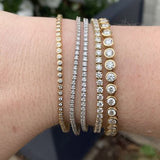 Pulseira de Tênis com Bezel Alba