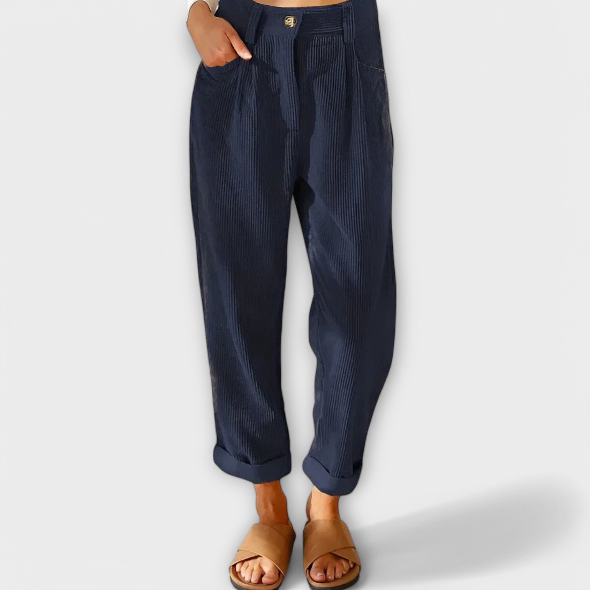 Calça de veludo cotelê moderna