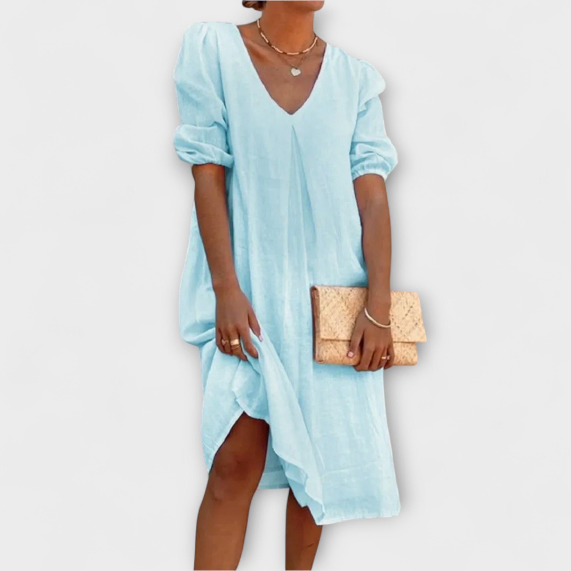 Vestido de verão elegante com detalhes de crochê