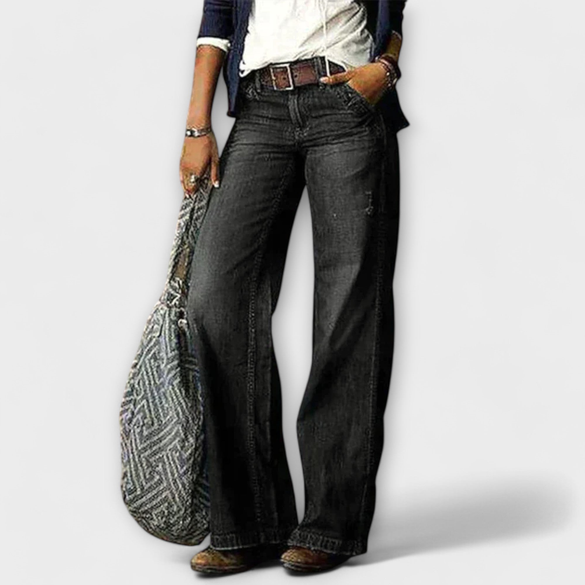 Calça jeans com pernas largas