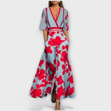 Vestido elegante com estampas florais