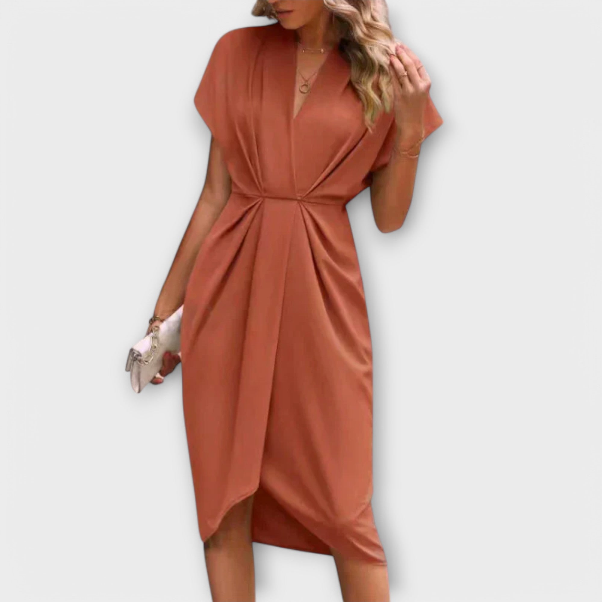 Serena - Vestido Midi Preto Envelope