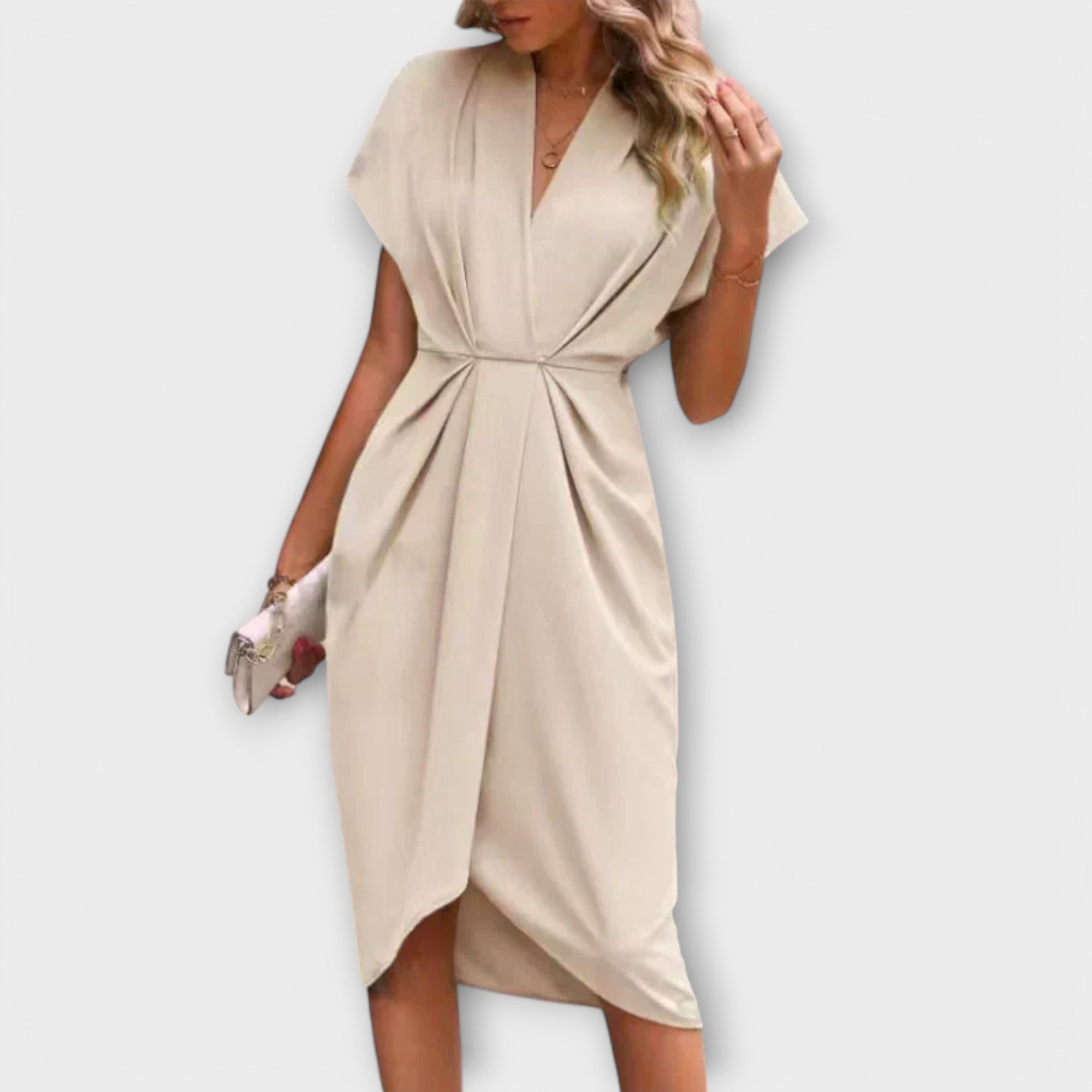 Serena - Vestido Midi Preto Envelope