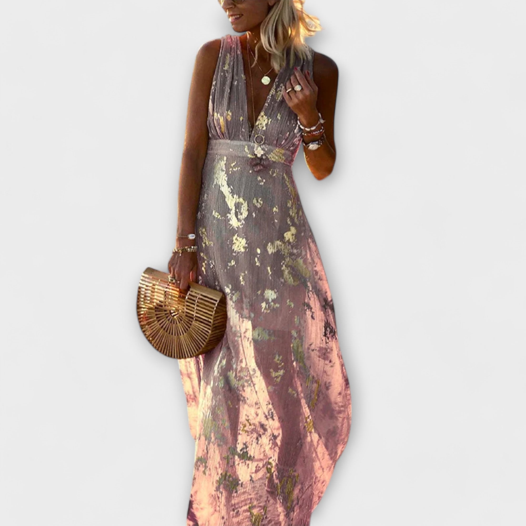 Vestido fluido com decote em V e detalhes em paetês