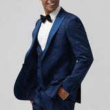 Fato Masculino em Jacquard Azul Escuro com Lapela de Pico em 3 Peças