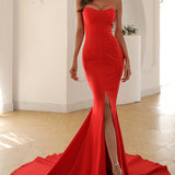 Vestido Longo Preto com Decote Coração