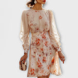 Vestido Plissado com Estampa Floral e Mangas Curtas