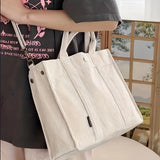 Marella – Bolsa de Cord Inspirada em Clássicos