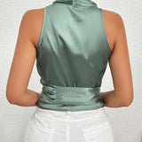Florentia - Elegante Top Sem Mangas com Decote Halter e Cinto