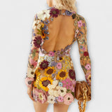 Vestido com padrão de flores 3D